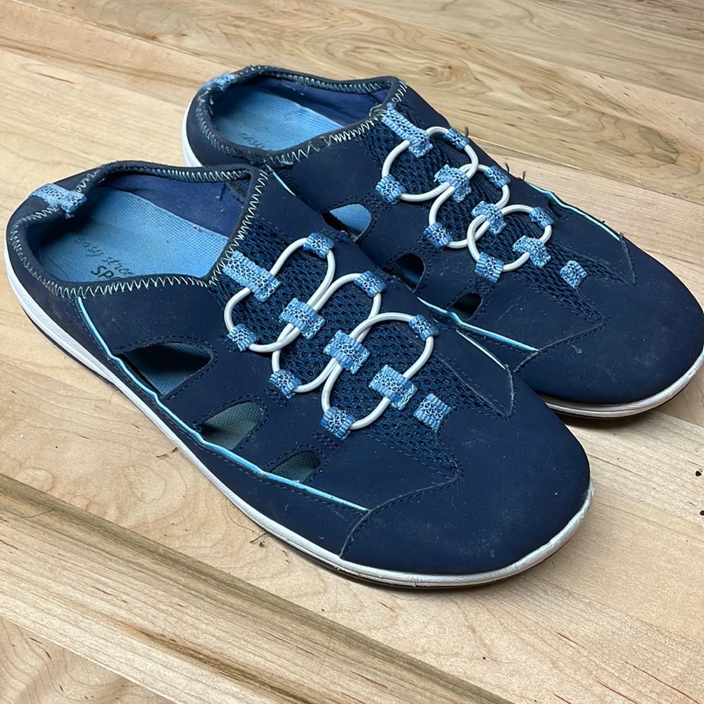 Easy Street Sport Barbara Slip On Sneakers
